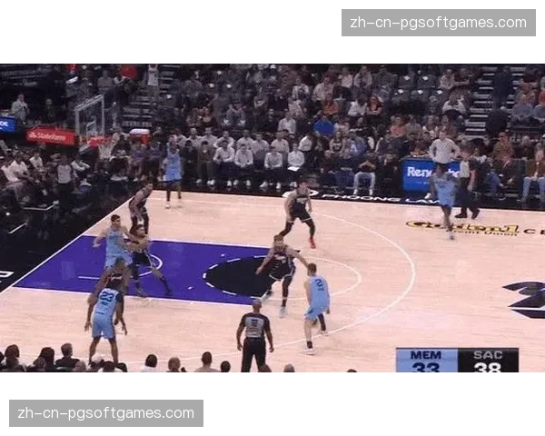 灰熊杰罗姆大腿疼痛出战成疑 克拉克三月中旬前难复出 灰熊杰罗姆大腿疼痛出战成疑 克拉克三月中旬前难复出